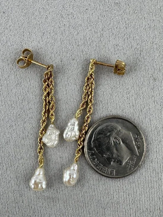 Vintage NOS from the 1980's 14 Karat Yellow Gold 2MM rope chain Drop Earrings - Picture 3 of 5